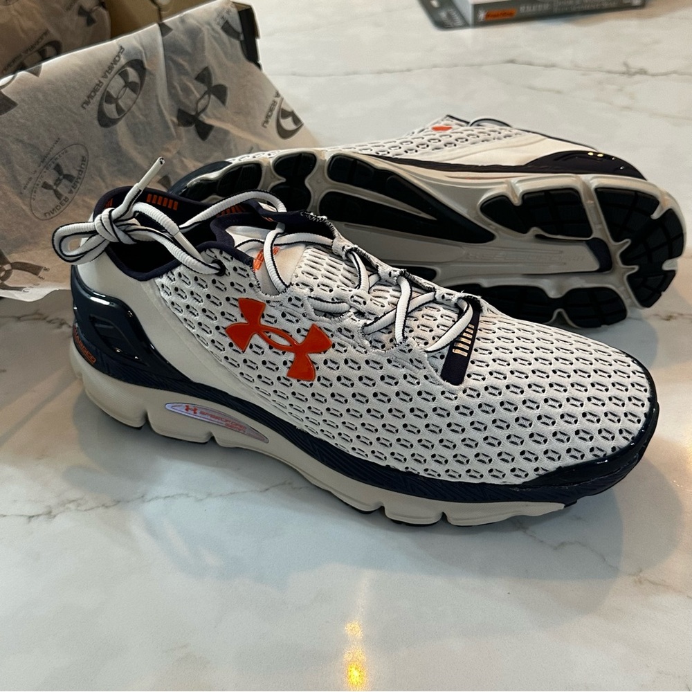 New in Box! Under Armour SpeedForm Gemini Running Shoes Men’s 12 navy/orange